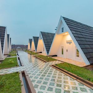 Reddoorz Syariah Plus Near Sukabumi Station